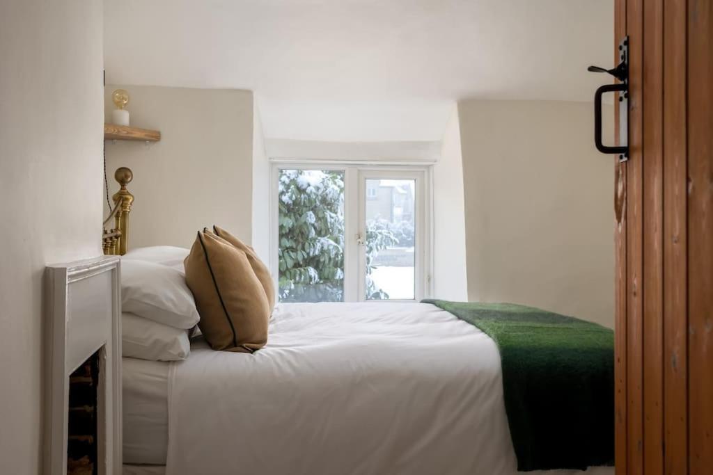 Charming 17Th Century Cotswold Cottage Adlestrop Buitenkant foto