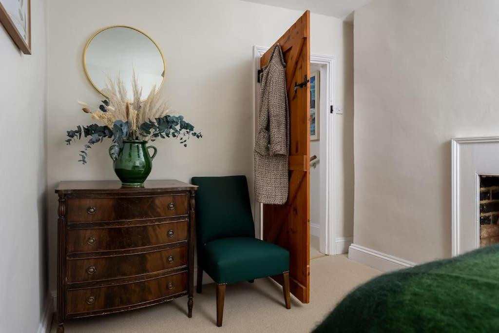 Charming 17Th Century Cotswold Cottage Adlestrop Buitenkant foto